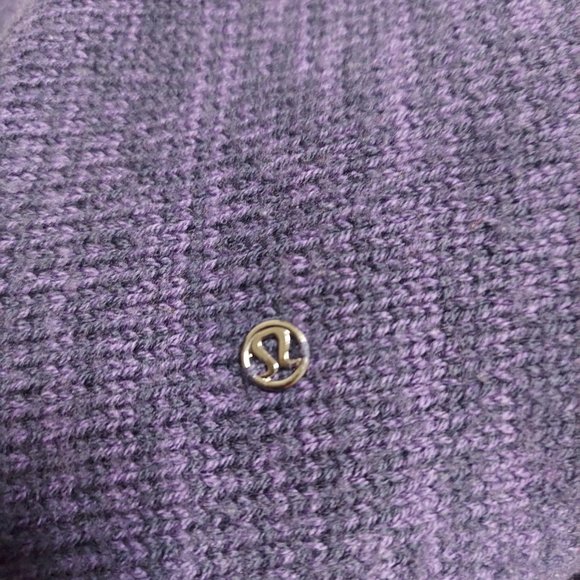 Lululemon Merino Wool Cardigan Size 8 - Picture 2 of 3